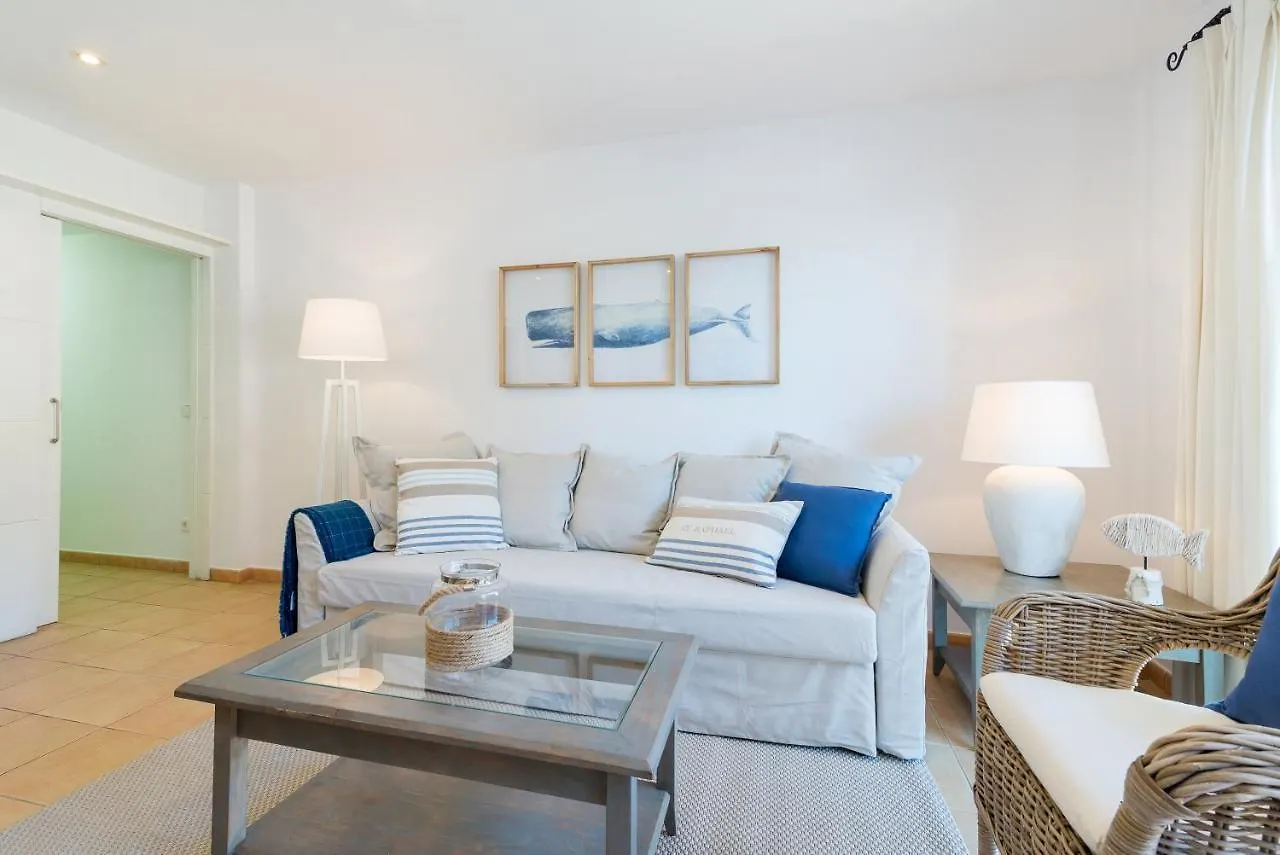 Apartment 2 Bedroom Apartment, 30M To The Beach, Tamariu, Costa Brava