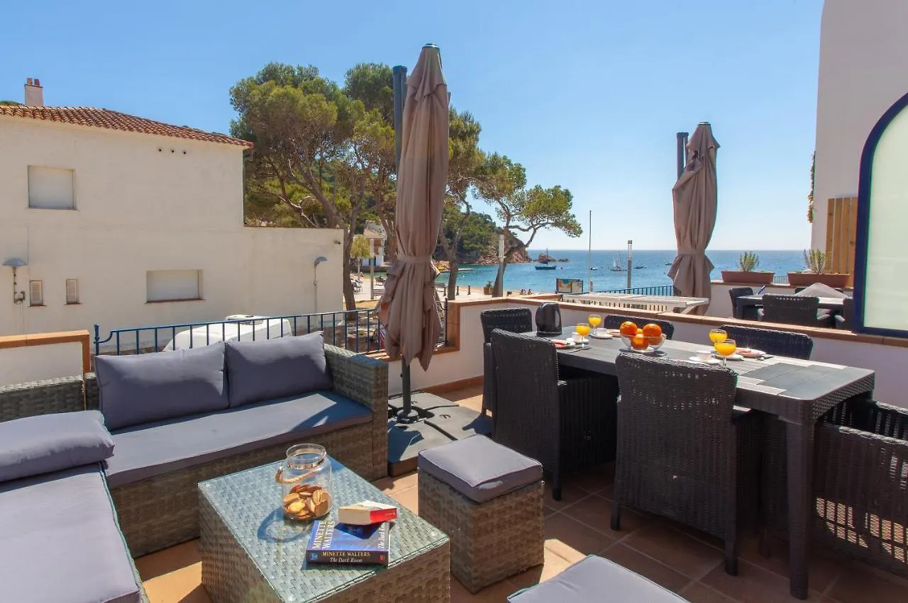 2 Bedroom Apartment, 30M To The Beach, Tamariu, Costa Brava