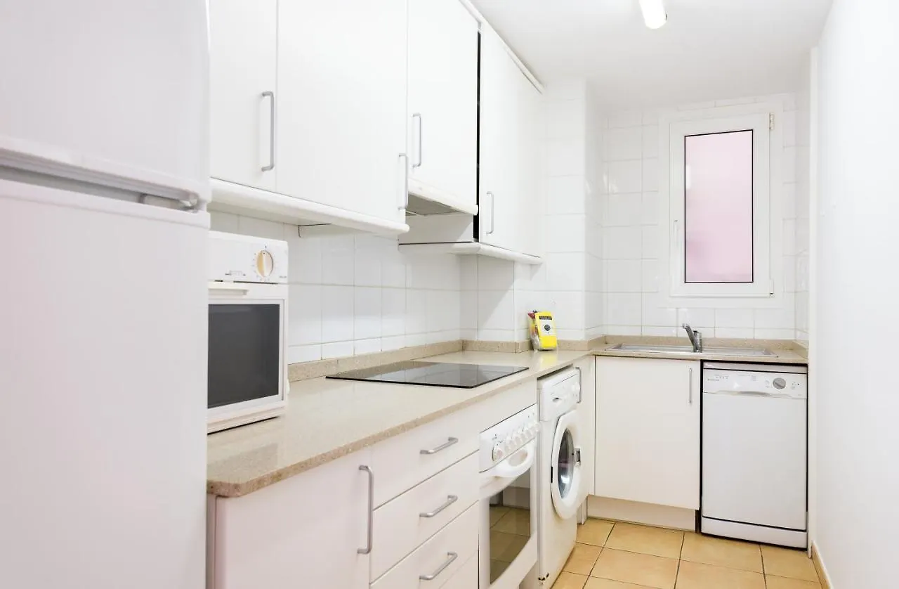 Apartment 2 Bedroom Apartment, 30M To The Beach, Tamariu, Costa Brava